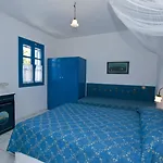 Blue Dolphin Antiparos And Apartment