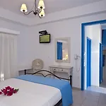 Blue Dolphin Antiparos And Apartment