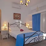 Blue Dolphin Antiparos And Apartment *