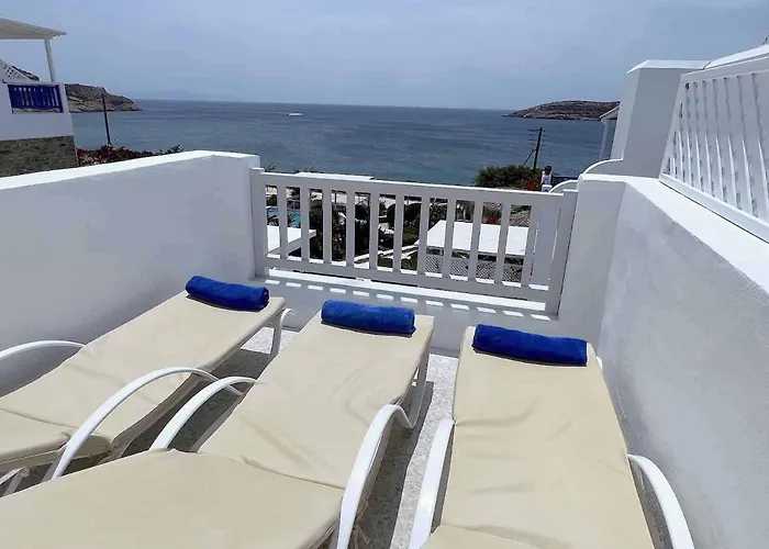 Blue Dolphin Antiparos And Agios Georgios (Antiparos)