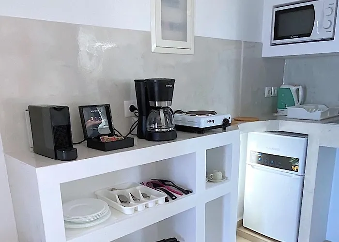 Blue Dolphin Antiparos And * Agios Georgios (Antiparos)